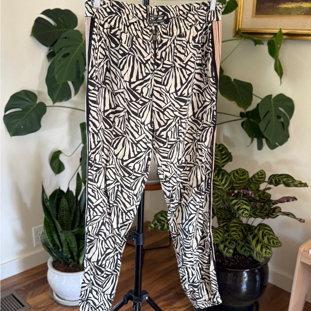 Maison Scotch Print Joggers